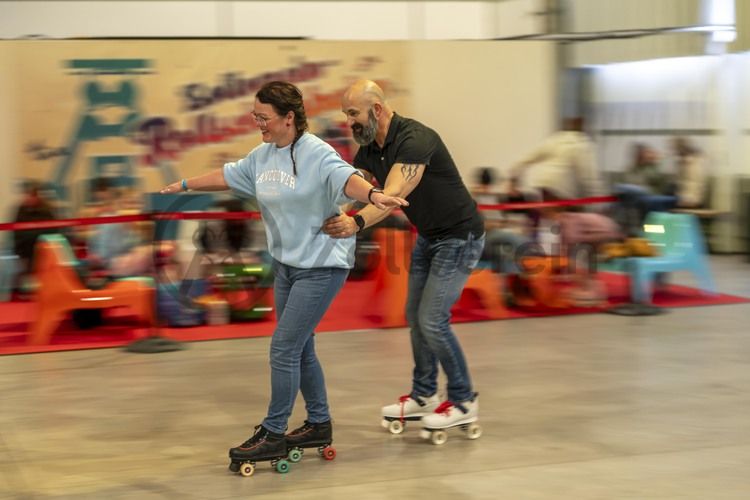 Seit der Wintersaison 2022/2023 gibt es in der Halle 5 eine temporäre Zollverein-Rollschuhbahn.

Die ehemalige Zentralwerkstatt, Halle 5, wird seit 1992 als Veranstaltungs-, Ausstellungs- und Konzerthalle genutzt.

Die Halle 5 kann für Veranstaltungen angemietet werden. Kontakt: Stiftung Zollverein, Tel +49 201 246 81-355, locations@zollverein.de.